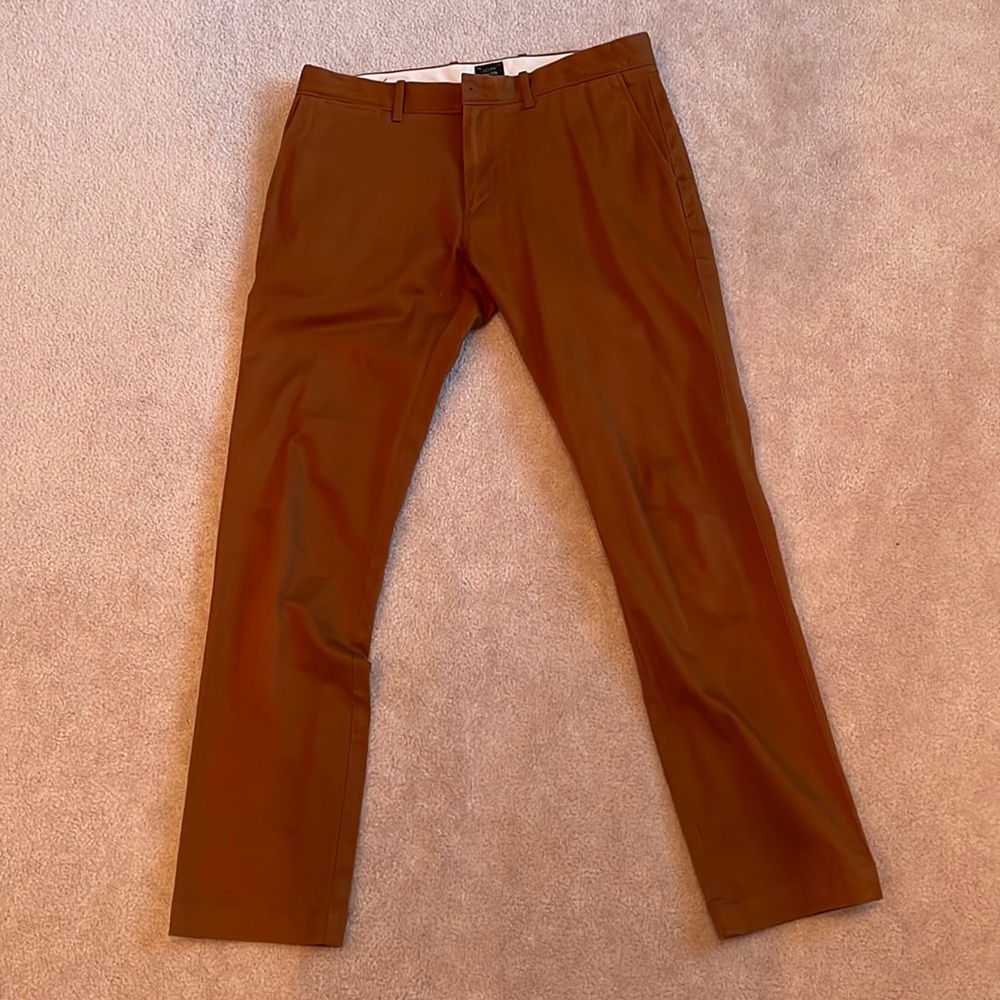 New J. Crew pants with tiny blemish.